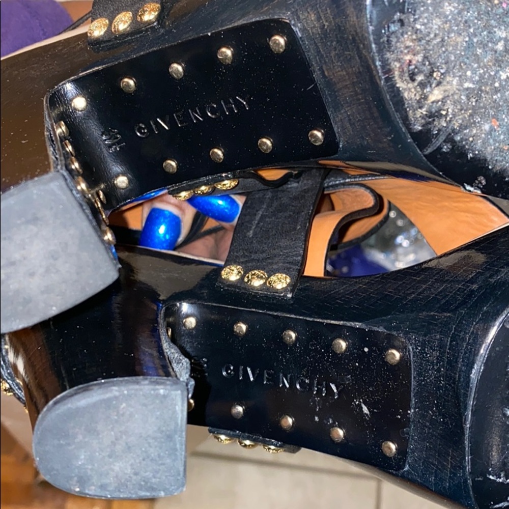 Authentic Givenchy sandals - Picture 5 of 5